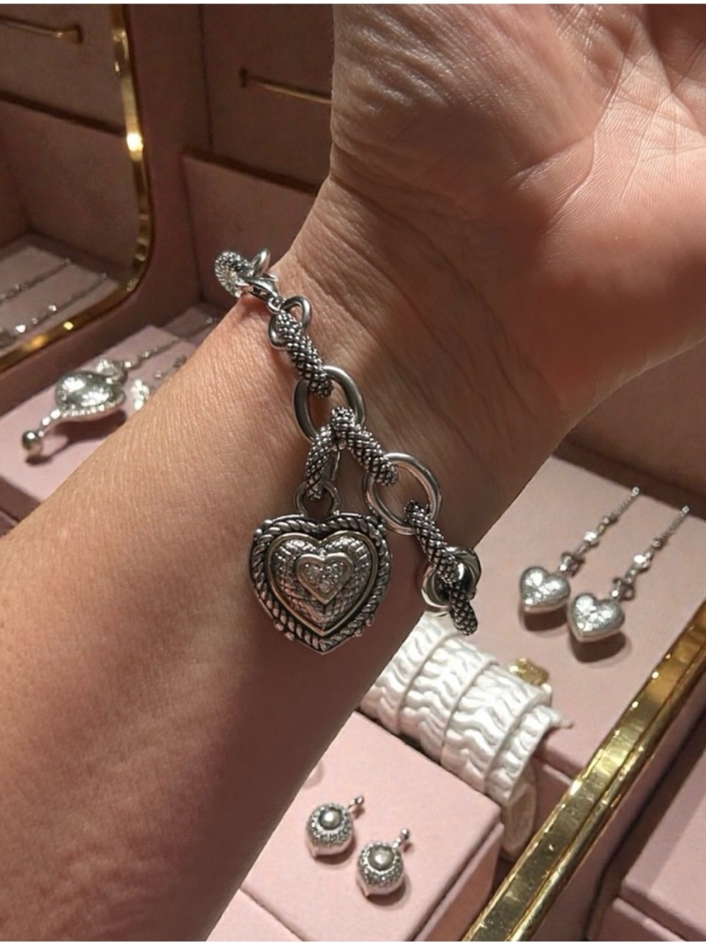 Charm Chain Link Bracelet Puffy Heart